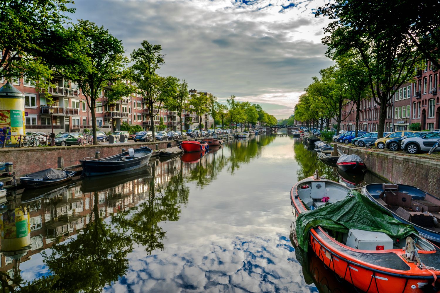 Doorzichtig Gestaag koppeling 20 Amsterdam Travel Tips & Hacks - The Ultimate Amsterdam Travel Blog
